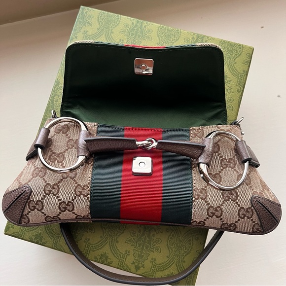 Gucci GG Canvas Small Horsebit Chain Shoulder Bag - Picture 2 of 16